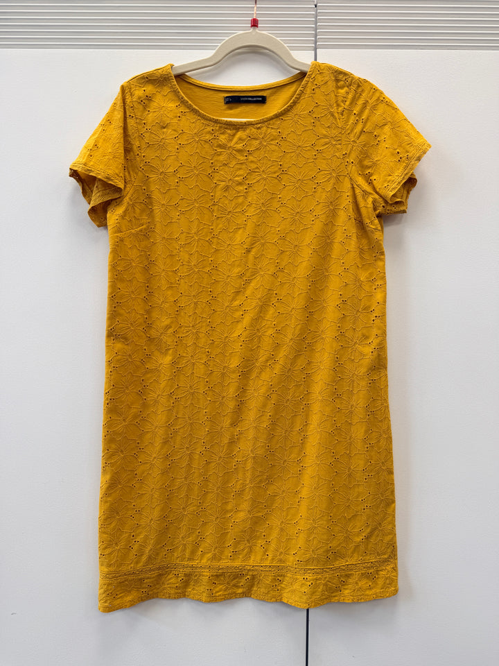 Robe courte Sfera Collection - taille M