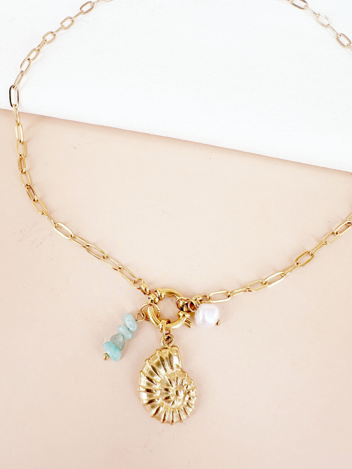 Collier Marva