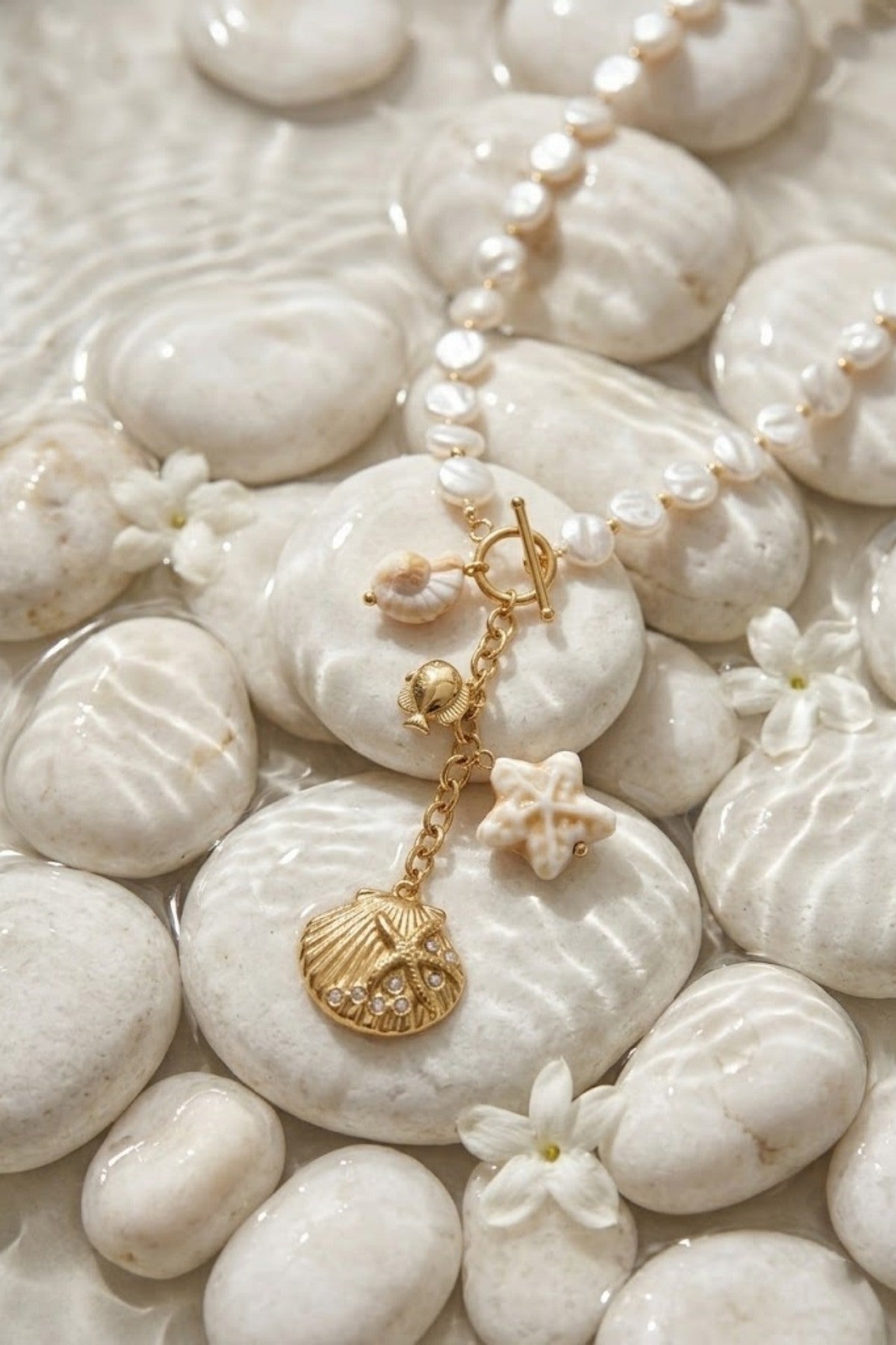 Collier perles nacrées coquillages