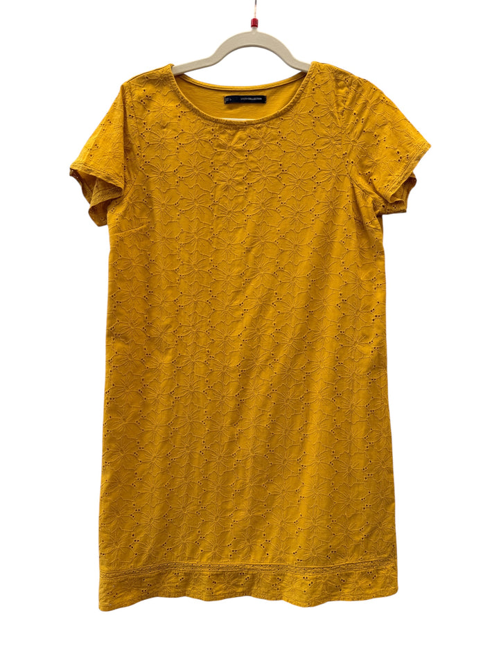 Robe courte Sfera Collection - taille M