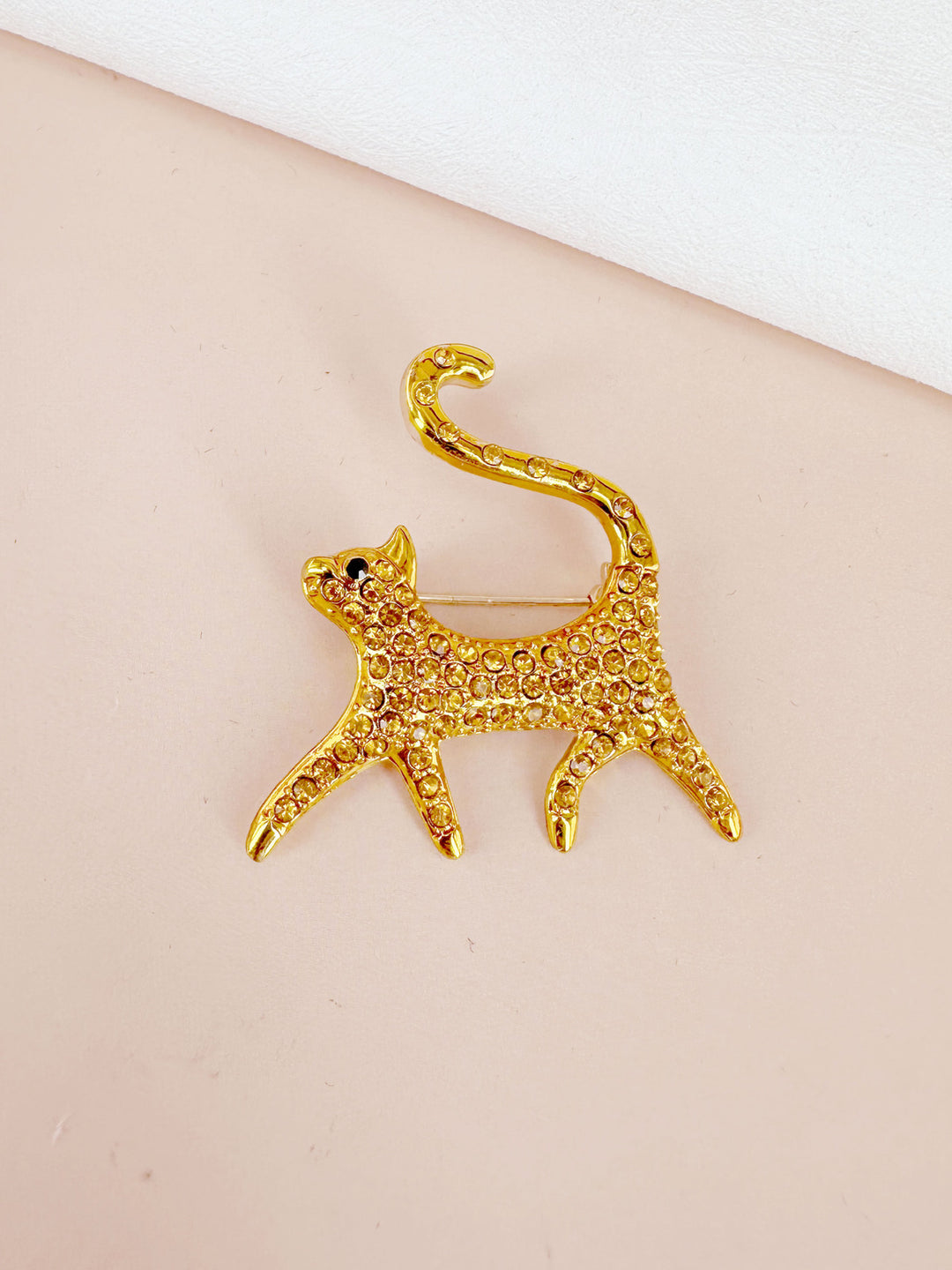 Broche chat strass doré