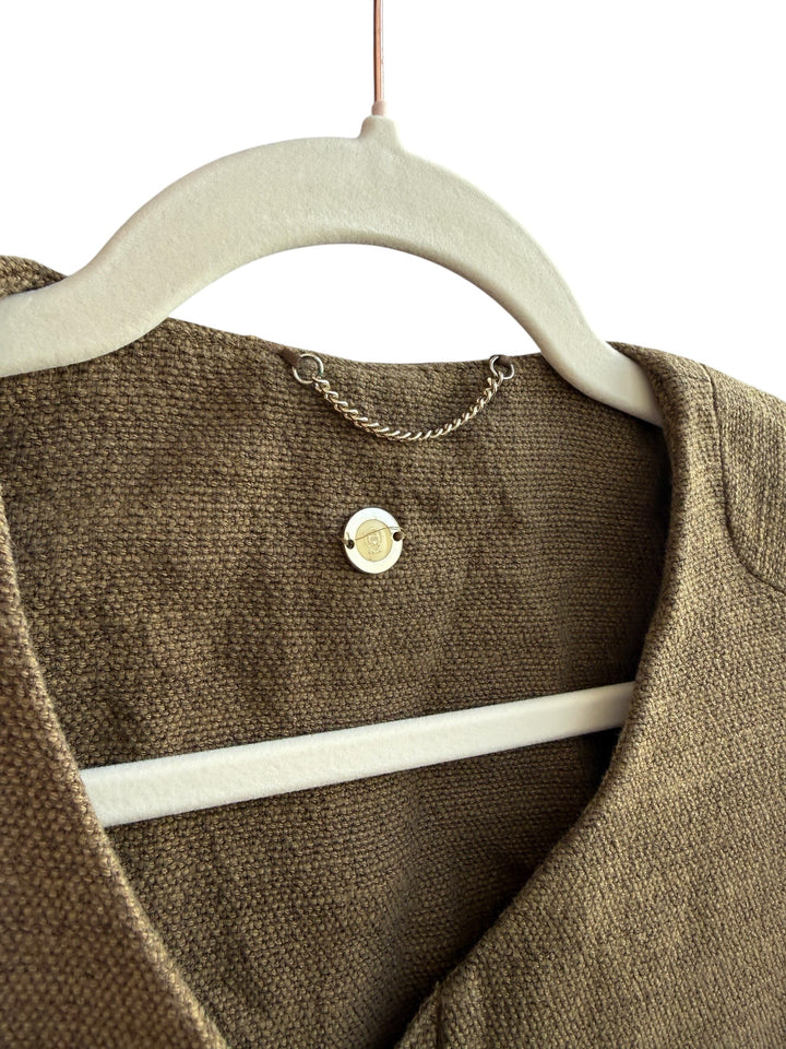 Massimo Dutti brown textured short jacket with zip, round neck, and chain detail. Size 36.