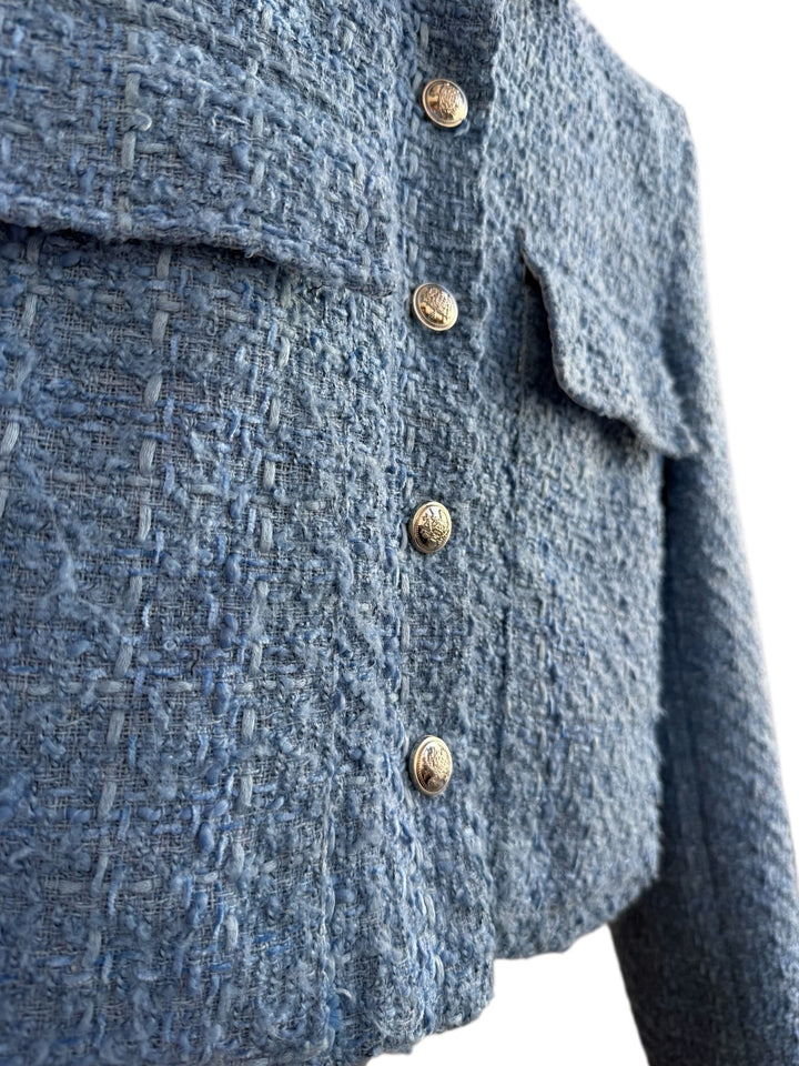 Retrend BBWMAN short sky blue tweed jacket with gold button details and shirt collar, size M.