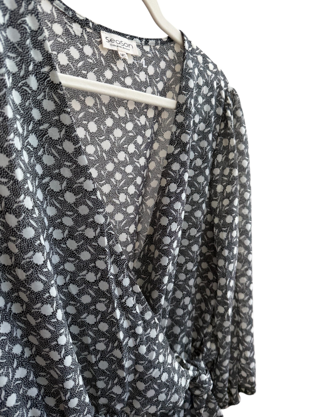 ReTrend black and ecru floral print wrap dress with 3/4 sleeves and tie waist, size M.