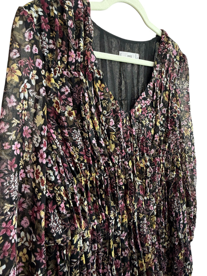 ReTrend black floral print V-neck dress with sheer sleeves and elasticated waist, size S.