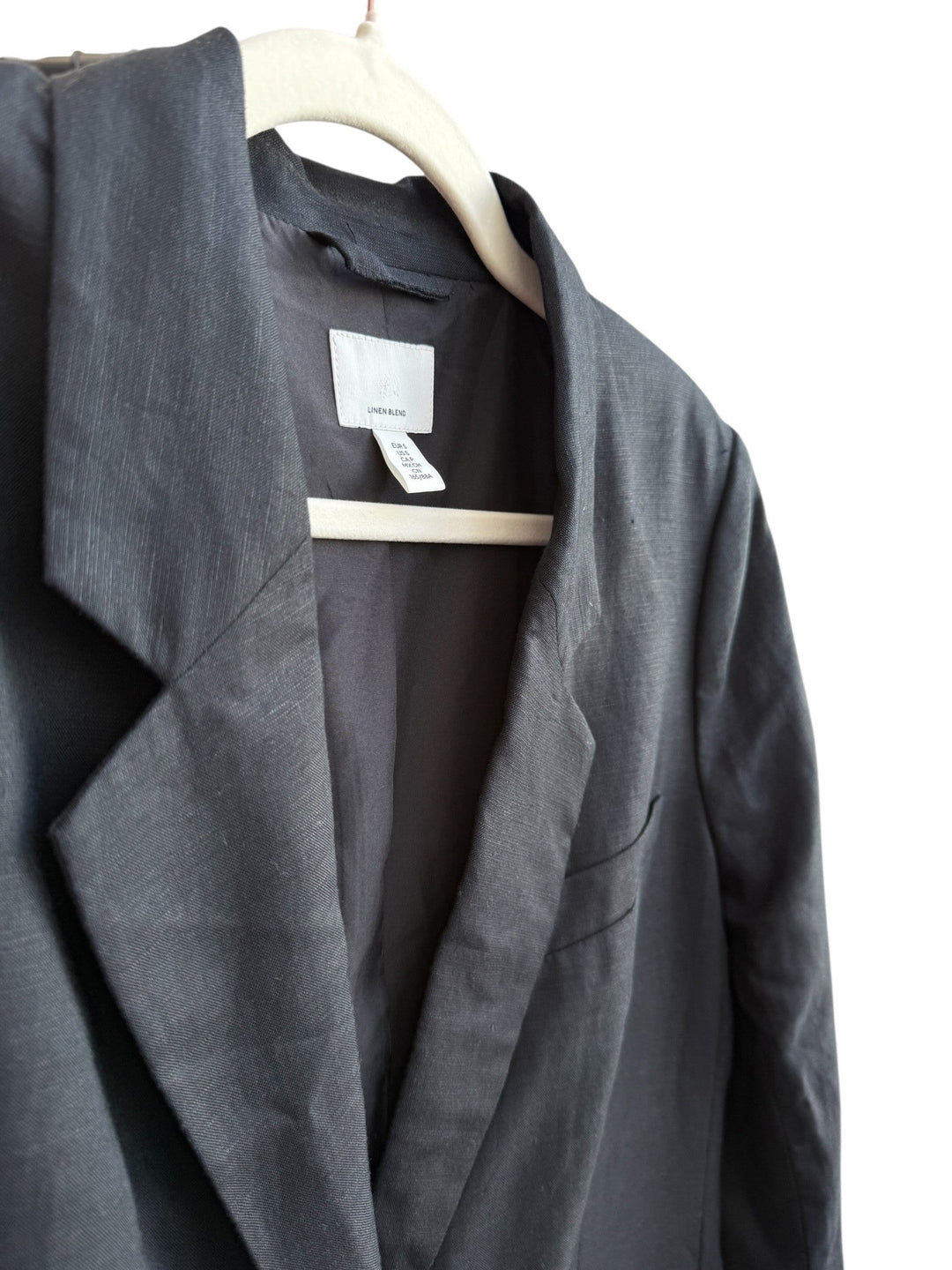 ReTrend black linen-blend oversized blazer with lapel collar and flap pockets. Size S.