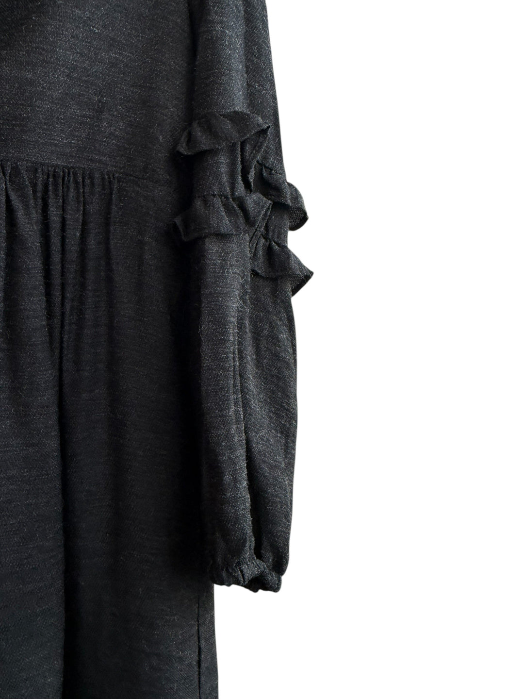 ReTrend black Zara dress, size S, fluid fit with ruffled details on sleeves and decorative pearls on shoulders.