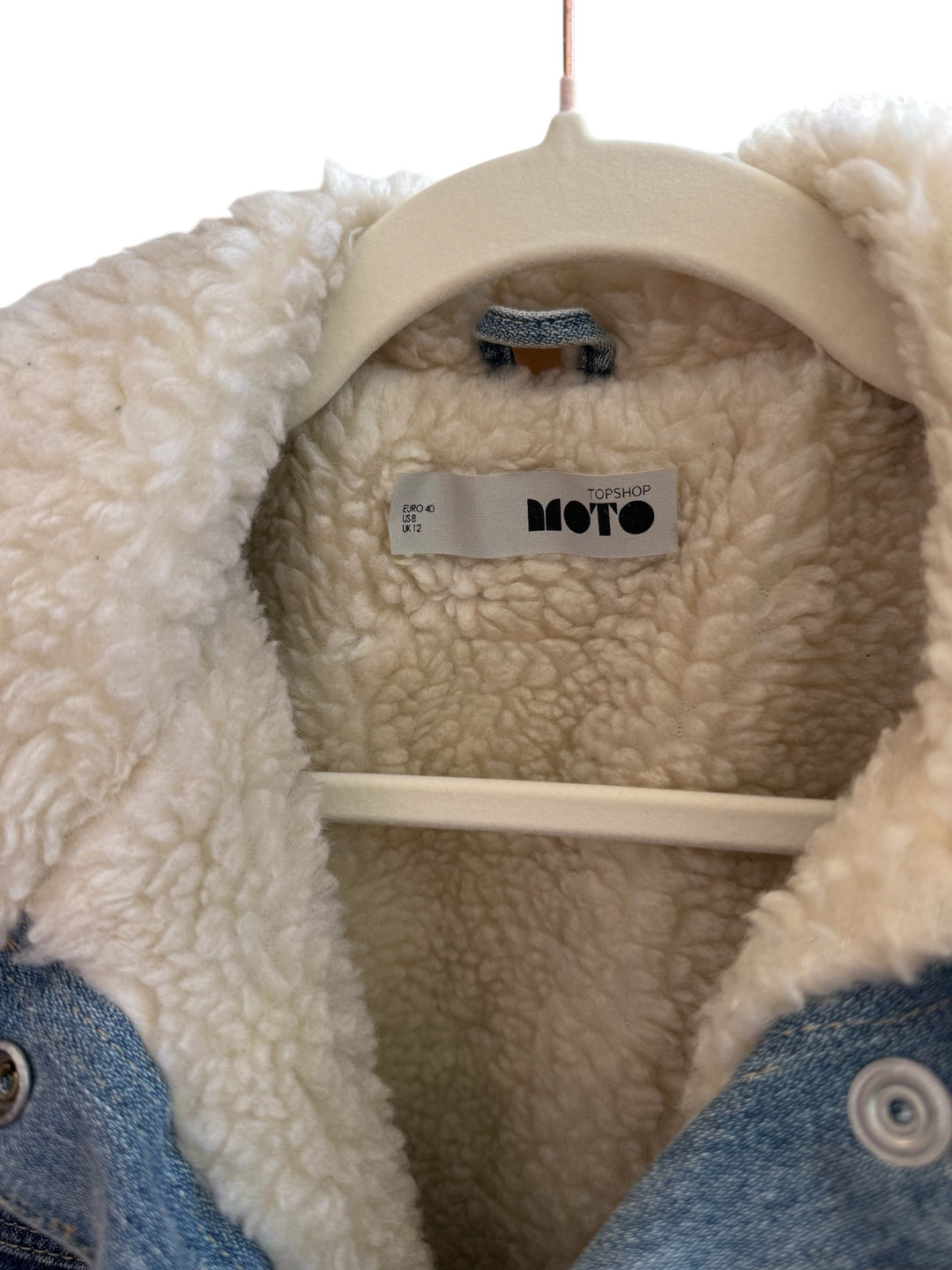 Retrend blue denim jacket with sherpa lining and collar, size 38, for winter wear.