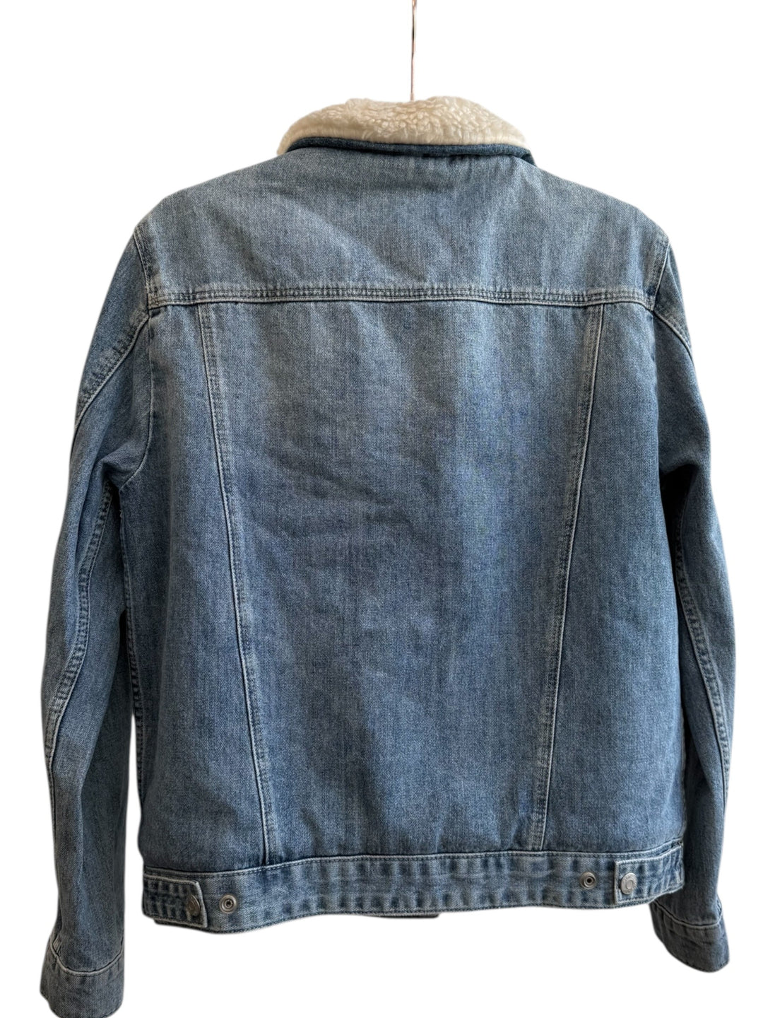 Retrend blue denim jacket with sherpa collar and lining, size 38, for women. Casual, vintage style.