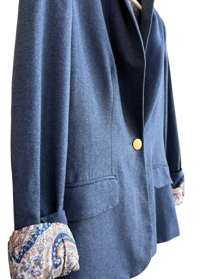 ReTrend blue viscose-blend blazer with a single button closure, lapel collar, and patterned cuffs. Size S.
