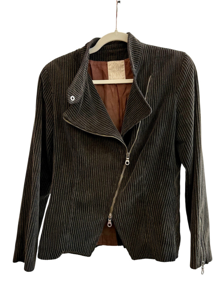Retrend brown corduroy jacket with asymmetric zip, structured collar, and zip cuffs. Size 40.
