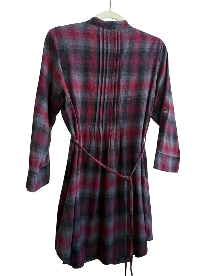 Retrend Formula Joven red and grey plaid shirt dress with tie waist and button front. Size 38.