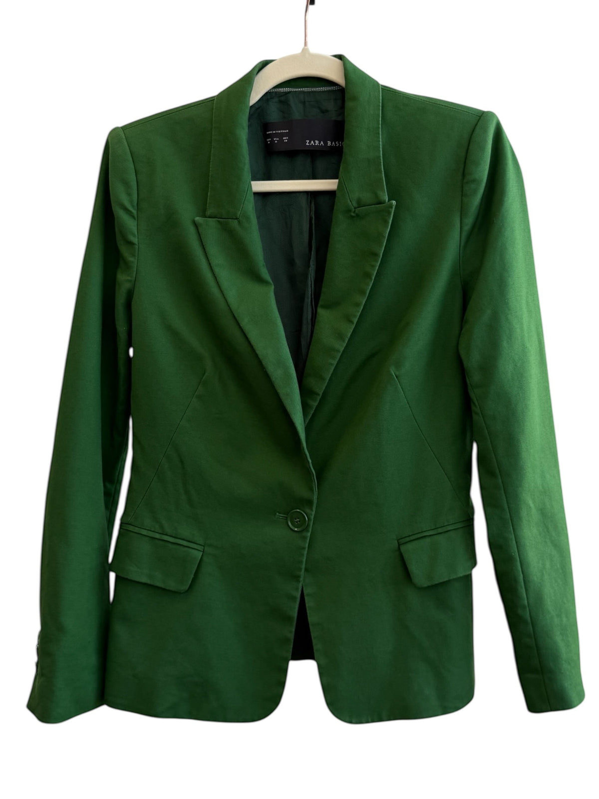ReTrend green Zara blazer, size M, with a tailored fit, lapel collar, single button closure, and flap pockets.