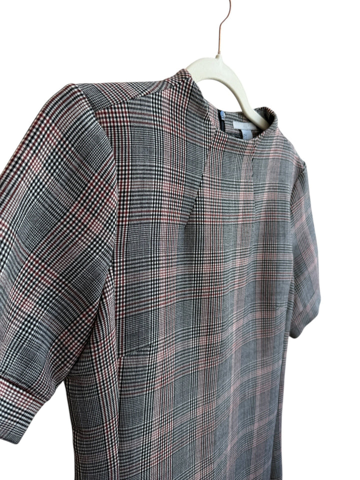 ReTrend grey, black, and red plaid H&amp;M dress with short sleeves and mock neck. Size 38.