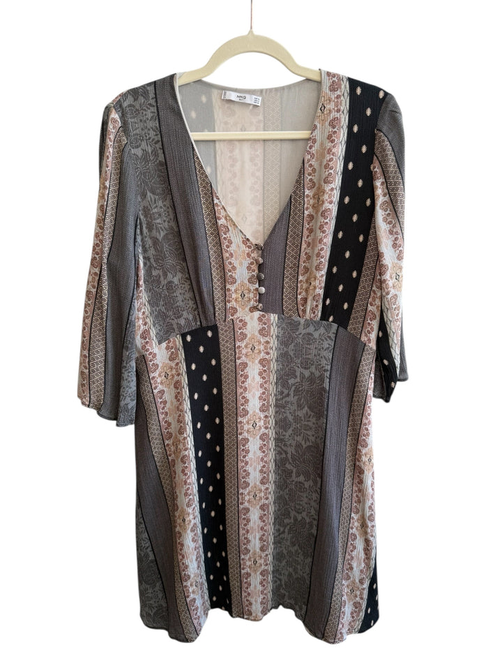 Mango fluid dress L/XL with neutral patchwork print, V-neck, 3/4 sleeves, boho chic style.