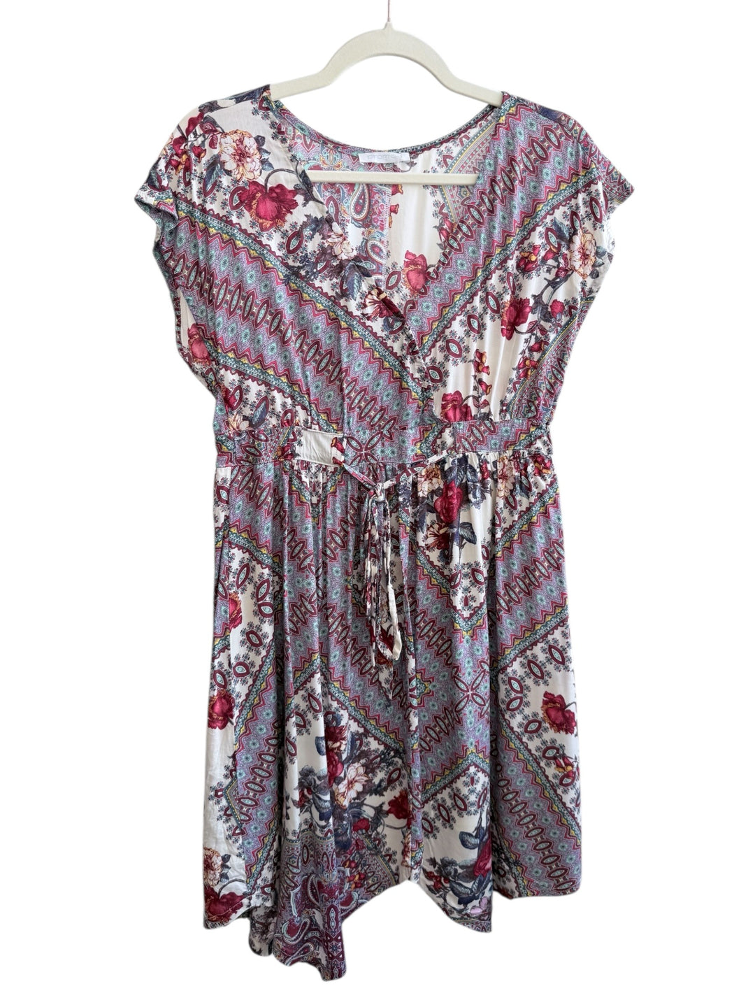 ReTrend Promod size M bohemian wrap dress with short sleeves and a multicoloured floral and paisley print.