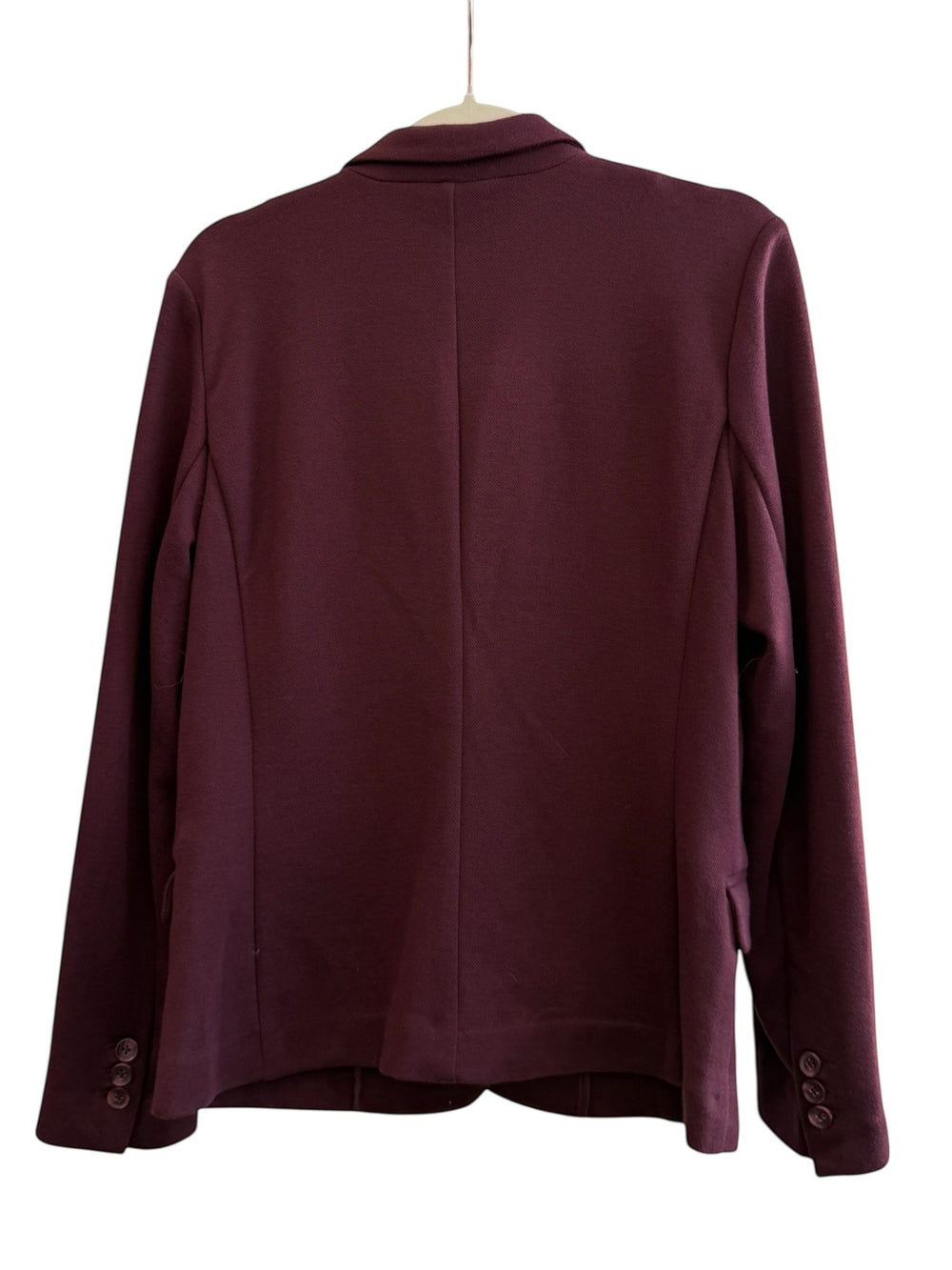 ReTrend VERO MODA bordeaux blazer with lapel collar, soft fabric, and button closure. Size 42.
