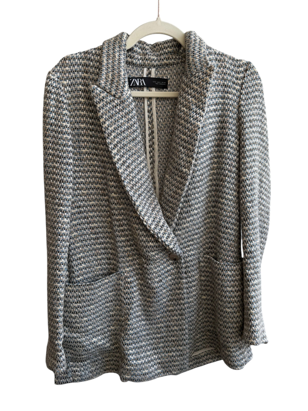 ReTrend Zara textured blazer, size S, with beige, ecru, and blue threads. Features a lapel collar and double-breasted button closure.